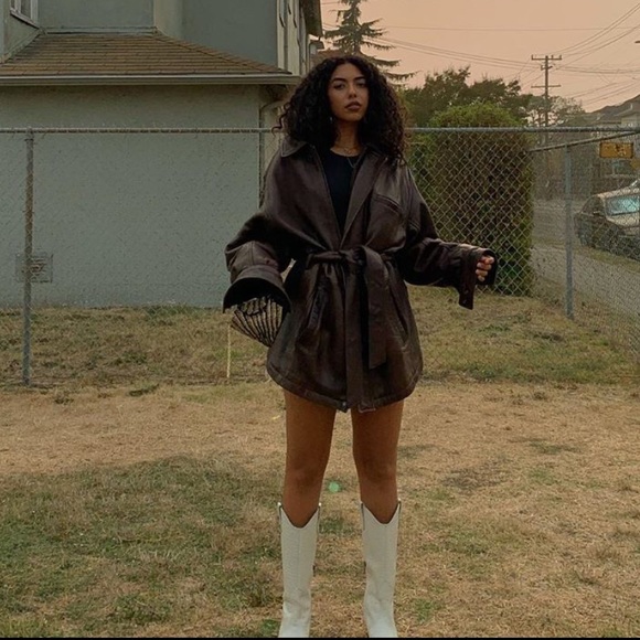 Vintage 80’s Wilsons 100% Leather Trench Coat - Picture 14 of 14